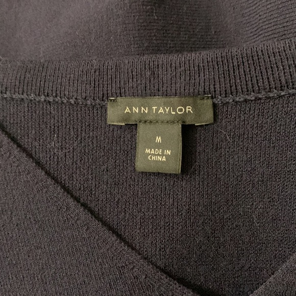 Ann Taylor Navy Blue Knit Dress Size Medium - Picture 7 of 7